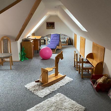 Ferienwohnung Unter Dem Schild Oberfell 외부 사진