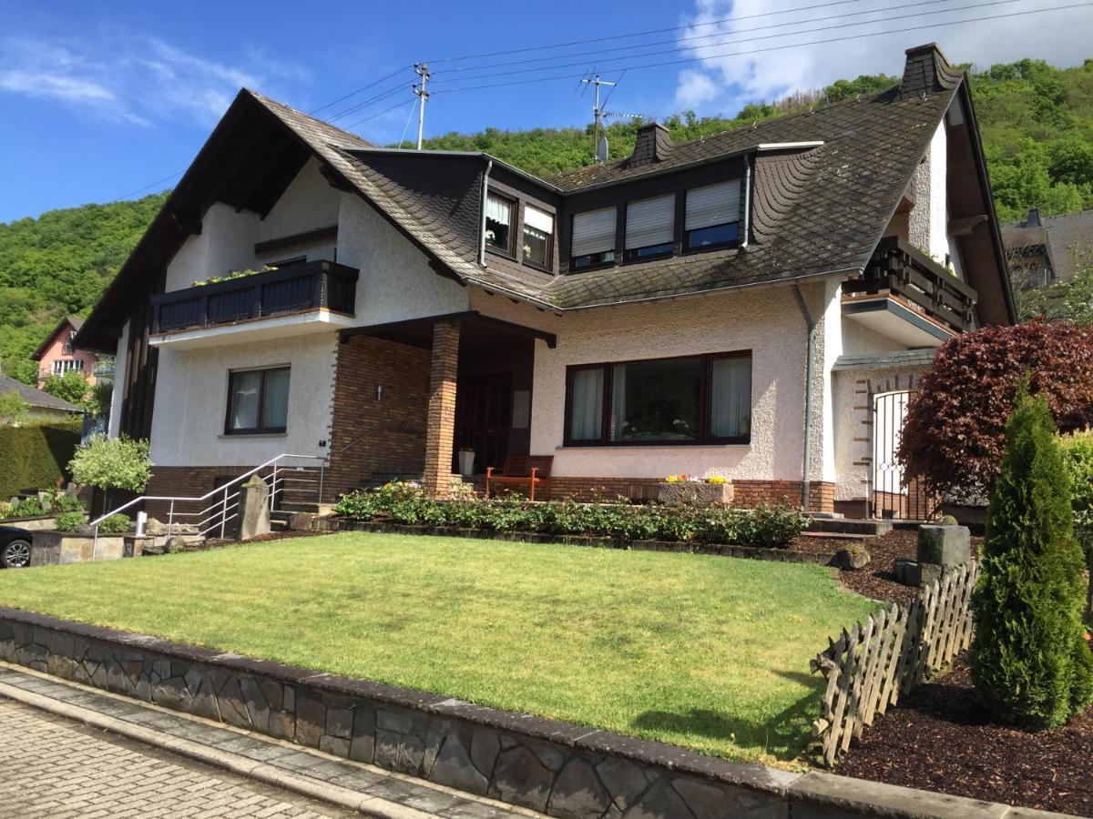 Ferienwohnung Unter Dem Schild Oberfell 외부 사진